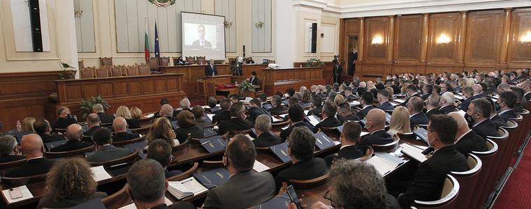 Договорка за коалиция: Председателят на парламента да се сменя всяка година