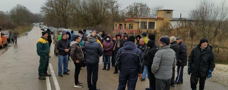 Жителите на Владимирово излязоха на протест заради безводието в селото
