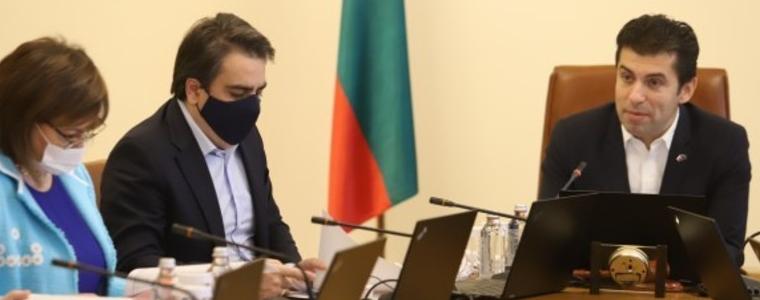 Петков: Актуализираме социалните пенсии, отпускаме 54 млн. лв.за медиците 
