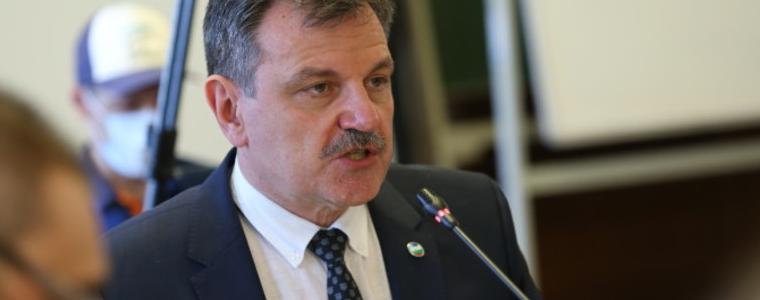 Симидчиев пита: При Омикрон какво правим със сертификатите на база антитела