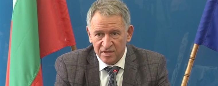 Стойчо Кацаров: Все още няма Омикрон у нас, но няма да ни прескочи