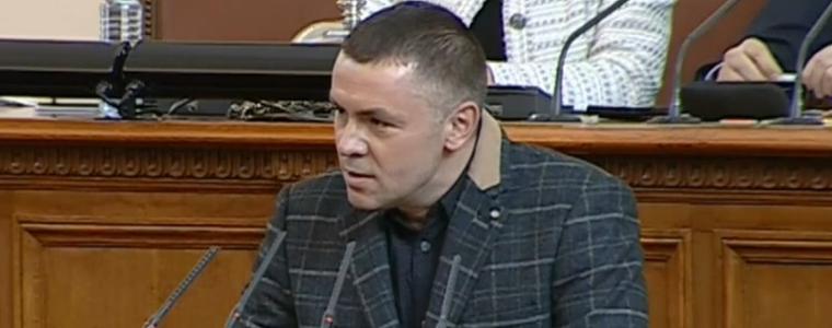 Бурни реакции в Народното събрание след изказване на Ицо Хазарта