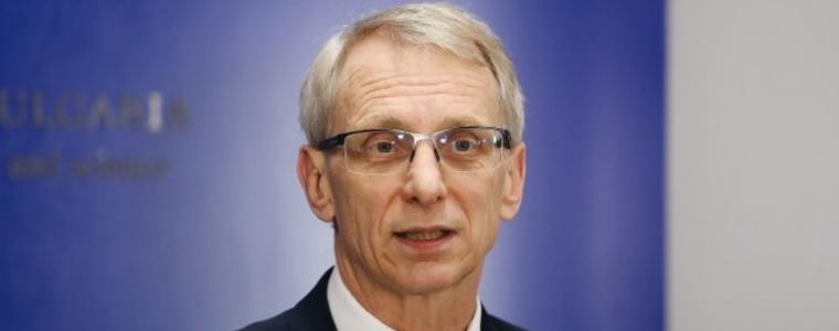 Денков: Ако МЗ реши да затвори училищата по-рано, ще го направи