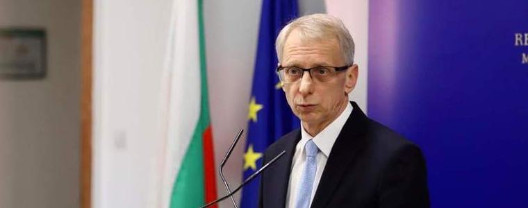 Денков: Безплатни детски градини и увеличение на учителските заплати