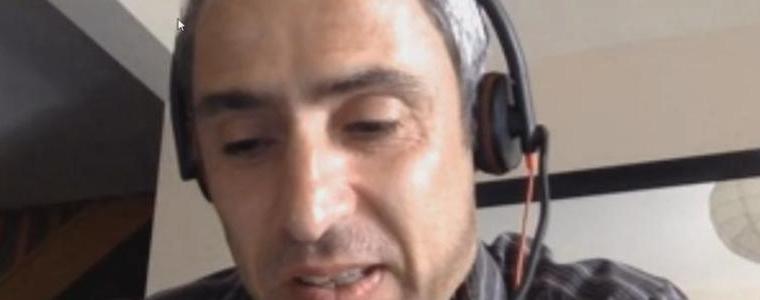 Художник от Добрич прави в Париж  адаптация на картината „Американска Готика“ на Грант Ууд
