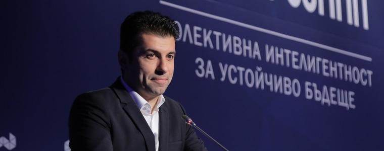 Кирил Петков и началникът на кабинета му са карантинирани