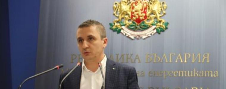 МЕ мисли за буфер между общините и манастирите и свободния пазар на ток