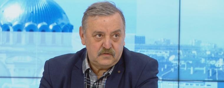 Проф. Кантарджиев: През пролетта може да се освободим от пандемията