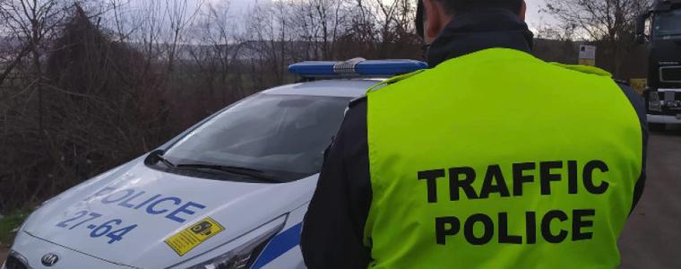 Засилен остава контролът по пътищата в страната в края на новогодишните празници