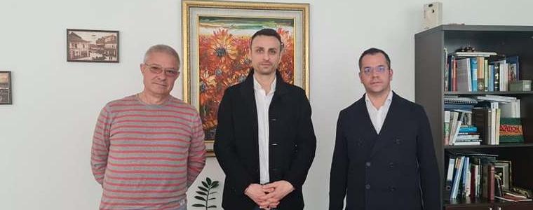 Кметът на Добрич и Димитър Бербатов обсъдиха проблемите на футбола в Добрич