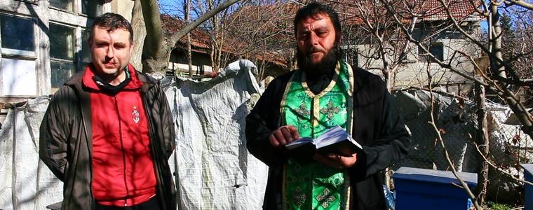 На празника на пчеларите се освещават меда и пчелините (ВИДЕО)