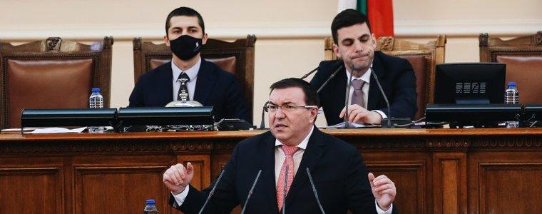 От ГЕРБ поискаха отмяна на зеления сертификат в България