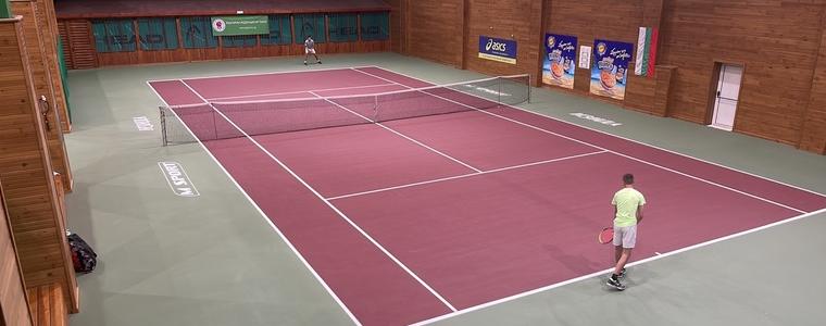 ТК „Изида“ е домакин на Държавното лично първенство в зала до 18 години