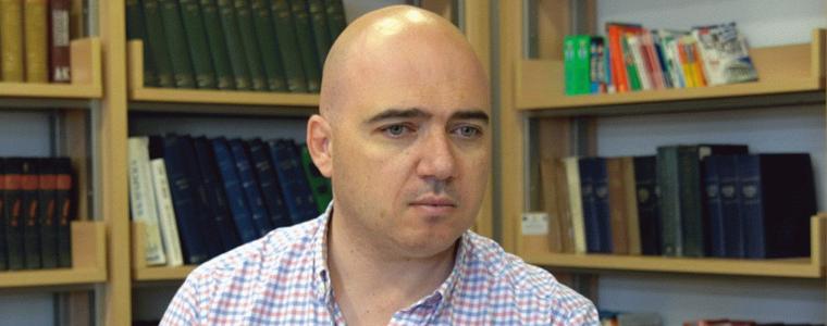 Илин Димитров: Хибридната новина за мините в Черно море навреди на летния туристически сезон