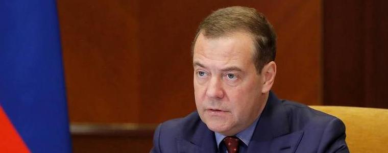 Медведев: Санкциите ще сплотят руското общество, няма да променят курса  