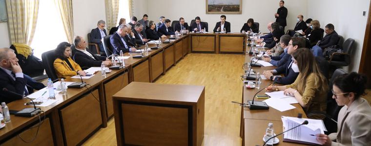 Премиерът Петков и земеделският сектор се договориха за осигуряването на необходимите количества зърно за страната