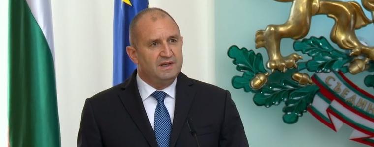 Радев иска български самолети да охраняват небето ни