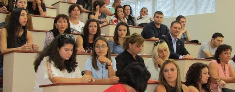 Изложба ще разкрие 50-годишната история на  Колежа в Добрич