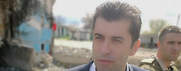 Кирил Петков в Бородянка: Много се надявам идната седмица парламентът да реши за военна помощ за Украйна