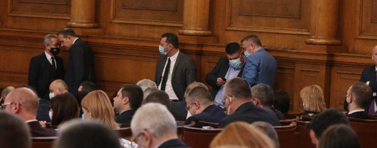 Остри реакции на депутати на посещението на Дмитро Кулеба