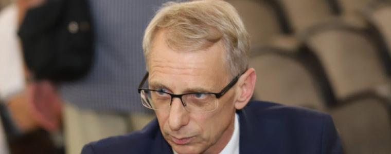 Учебната година ще започне на 15 септември, но за следващата се обсъжда от 7-и