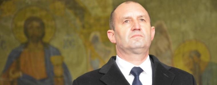 За милосърдие към хората в беда призова Радев християните на Цветница