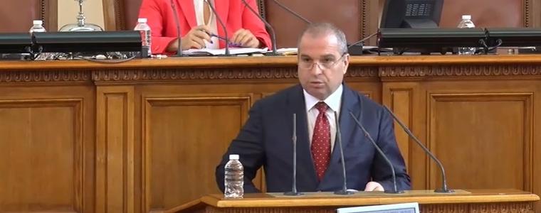 Караджов: Надеждите ни за основен ремонт на пътищата тази година са попарени