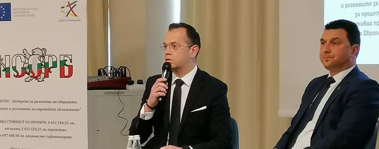 Кметът на Добрич – символичен домакин на Регионалната среща на кметовете и председатели на общински съвети от СИ район