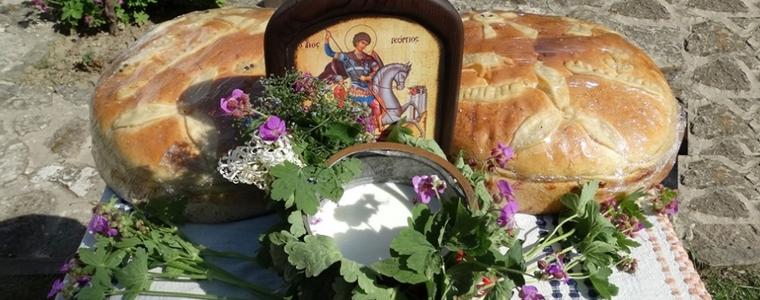 На Гергьовден в етнографската къща в Добрич