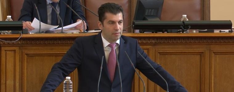 Петков: Азерският газ ще бъде доставян преди финализирането на връзката с Гърция