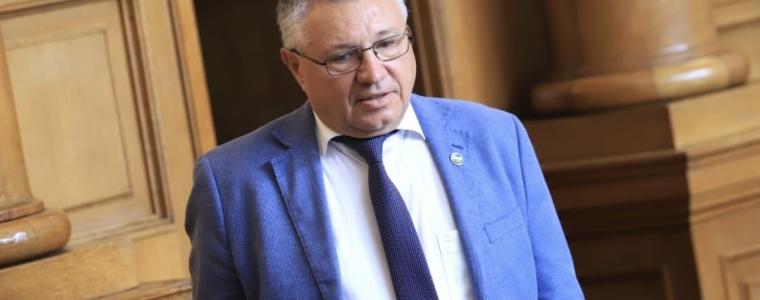 Велизар Шаламанов: Армията ни не може да разчита на старата съветска техника