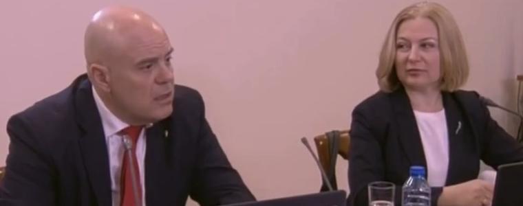 ВСС отново без решение за освобождаването на Гешев