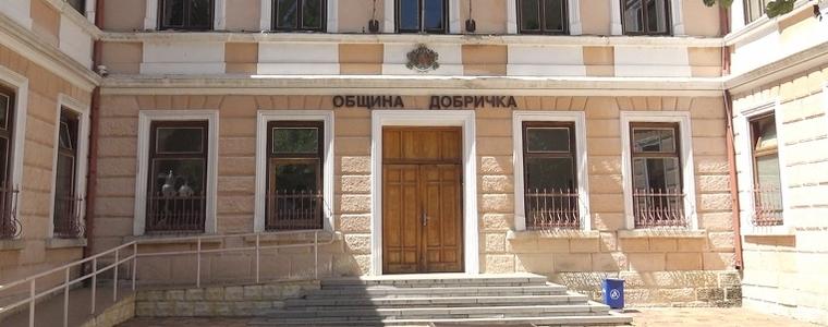 Дискусия с народни представители за пътната инфраструктура инициира кметът на Община Добричка