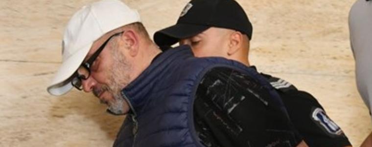 Оставиха в ареста погребалния агент, обвинен във фиктивни кремации