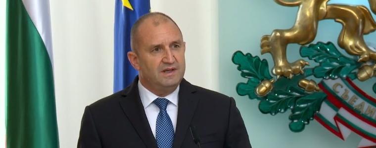 Президентът Радев призова да се намери бързо изход от политическата криза