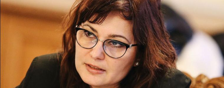 Здравният министър очаква до 6 юни обяснение за грешките с издаването на електронни направления
