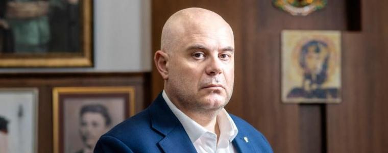 Иван Гешев остава главен прокурор, само 2 гласа във ВСС "за" отстраняването му от поста