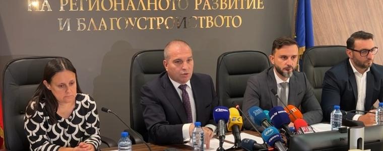 Караджов: За провалените поръчки е виновен Петков