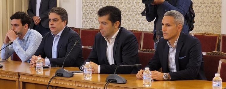 Нинова на срещата с ПП: Няма да имитираме преговори. Нужен е стабилен кабинет!