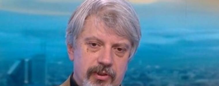 Проф. Витанов: 5% от тези, които отиват в Гърция, се връщат заразени с COVID-19