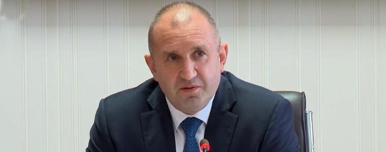 Радев: Ако се стигне до избори, трябва да са през октомври