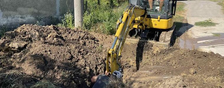 ВиК-Добрич отстранява сериозна повреда в с. Полковник Иваново