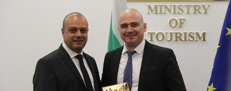 Илин Димитров встъпи в длъжност като служебен министър на туризма