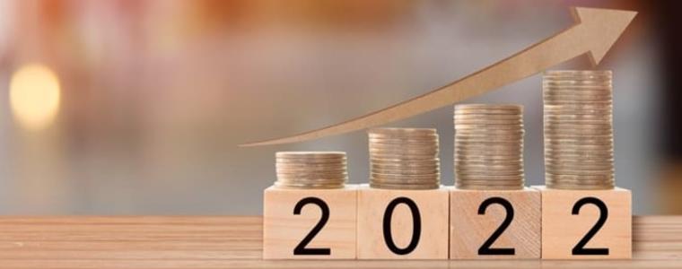 Инфлацията изпреварва ръста на заплатите в почти всички сектори