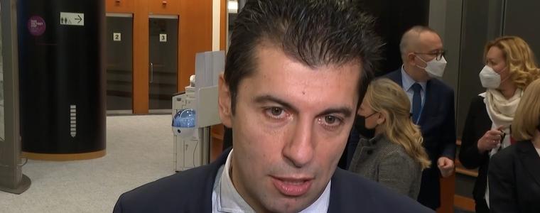 Петков: Съдя Борисов за половин милион лева, омръзна ми  