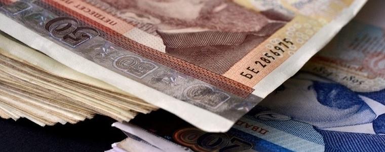 Средната заплата в област Добрич през второто тримесечие на 2022 г. е 1296 лв.