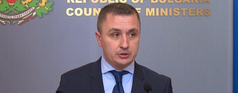Александър Николов: България няма да бъде нито на студено, нито на тъмно