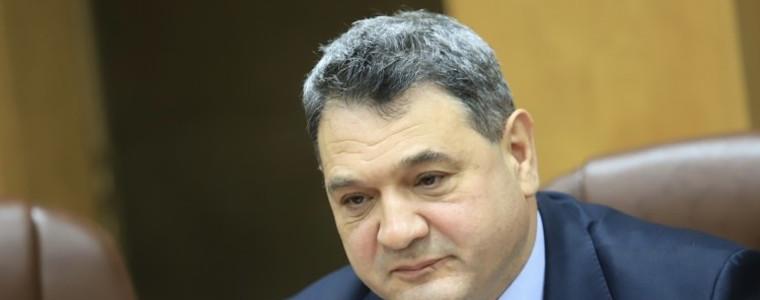 Чадър от над 40 служители на МВР над Георги Семерджиев