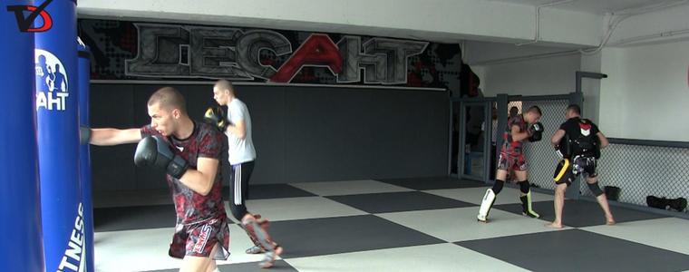 КИКБОКС: Трима състезатели на „Десант“ се подготвят за Световното първенство