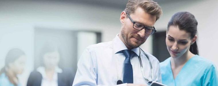 Заплатите на работещите в болницата в Добрич ще бъдат увеличени